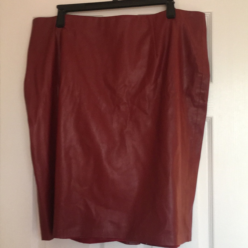 Cute red faux leather  skirt! Super trendy!